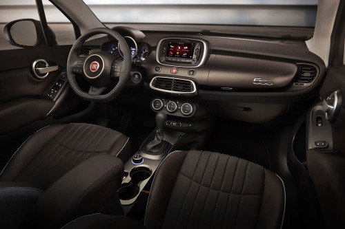 2016 FIAT 500X 4dr SUV Interior