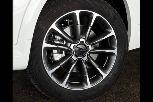 2021 FIAT 500X Pop 4dr SUV Wheel. Sport Appearance Package Shown.