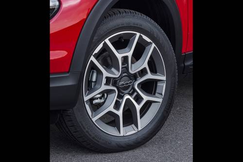 2021 FIAT 500X Trekking Plus 4dr SUV Wheel