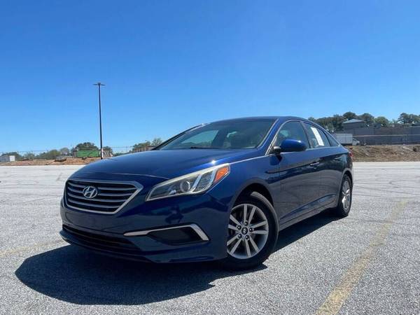 The 2016 Hyundai Sonata The 2016 Hyundai Sonata