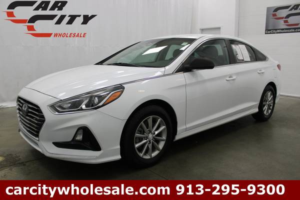 The 2019 Hyundai Sonata The 2019 Hyundai Sonata