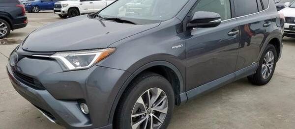 Toyota RAV4 Hybrid 2016 XLE 4dr SUV AWD (2.5L 4cyl gas/electric hybrid CVT)