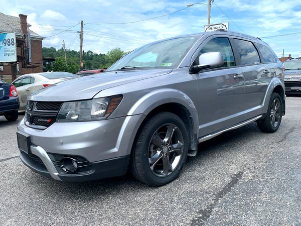The 2016 Dodge Journey The 2016 Dodge Journey