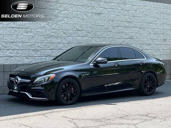 The 2017 Mercedes-Benz C-Class The 2017 Mercedes-Benz C-Class