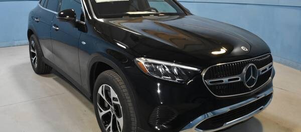 Mercedes-Benz GLC-Class 2025 GLC 350e 4MATIC 4dr SUV AWD (2.0L 4cyl Turbo gas/electric plug-in hybrid 9A)