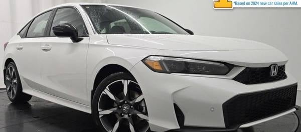 Honda Civic 2025 Sport Touring Hybrid 4dr Sedan (2.0L 4cyl gas/electric hybrid EVT)