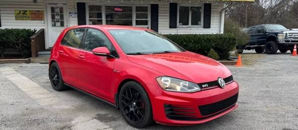 Volkswagen Golf GTI 2015 S 4dr Hatchback (2.0L 4cyl Turbo 6M)