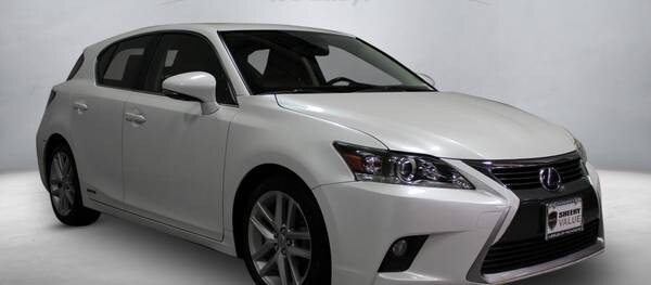 Lexus CT 200h 2015 4dr Hatchback (1.8L 4cyl gas/electric hybrid CVT)