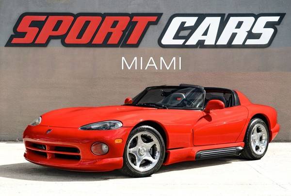 The 1993 Dodge Viper The 1993 Dodge Viper
