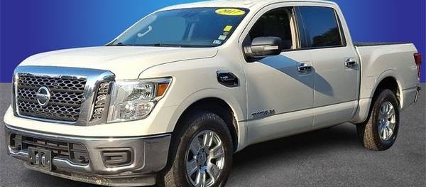 Nissan Titan 2017 SV 4dr Crew Cab 4WD (5.6L 8cyl 7A)
