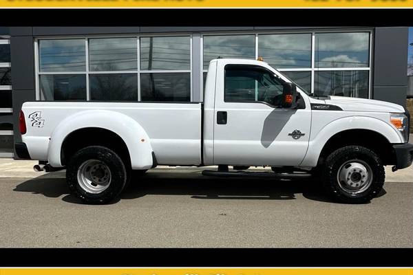The 2012 Ford F-350 Super Duty The 2012 Ford F-350 Super Duty