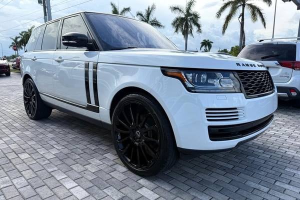 The 2016 Land Rover Range Rover The 2016 Land Rover Range Rover