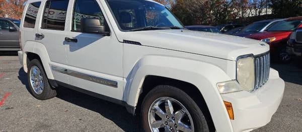Jeep Liberty 2010 Limited 4dr SUV 4WD (3.7L 6cyl 4A)