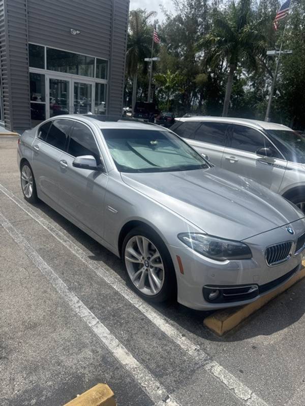 The 2015 BMW 5 Series The 2015 BMW 5 Series