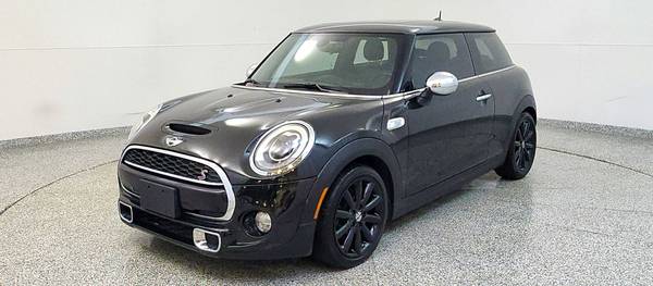 MINI Hardtop 2 Door 2017 Cooper S 2dr Hatchback (2.0L 4cyl Turbo 6M)
