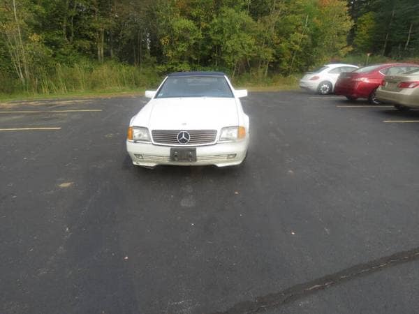 The 1990 Mercedes-Benz 300-Class The 1990 Mercedes-Benz 300-Class