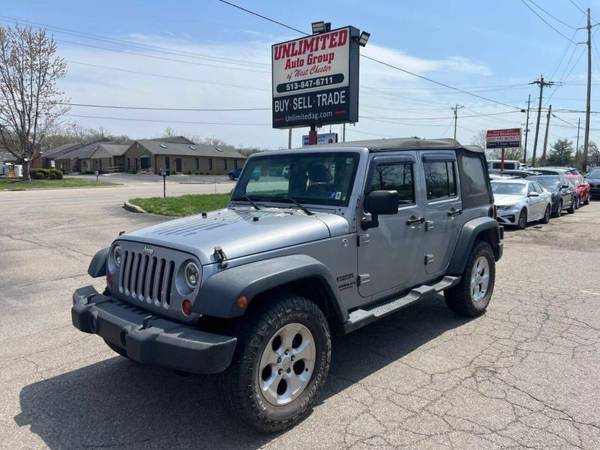 The 2013 Jeep Wrangler The 2013 Jeep Wrangler
