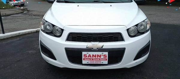 Chevrolet Sonic 2014 LS 4dr Hatchback (1.8L 4cyl 6A)