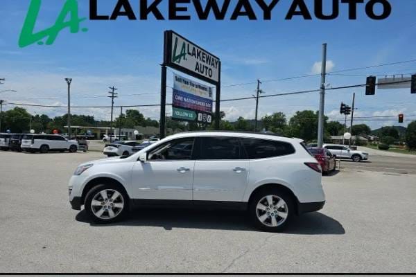 The 2017 Chevrolet Traverse The 2017 Chevrolet Traverse