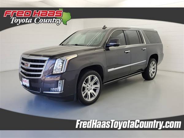 The 2018 Cadillac Escalade ESV The 2018 Cadillac Escalade ESV