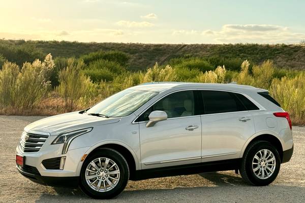 The 2018 Cadillac XT5 The 2018 Cadillac XT5