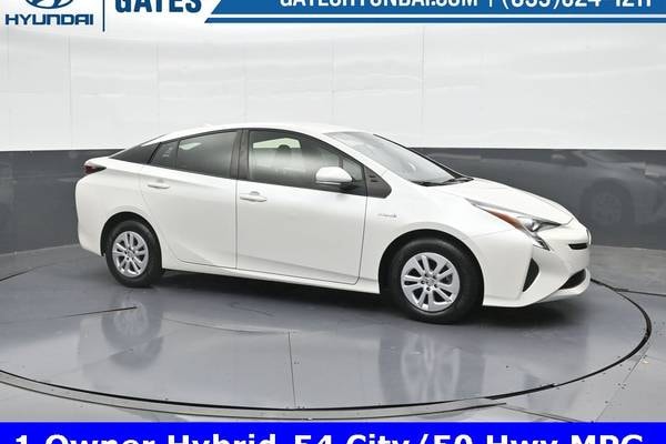 The 2018 Toyota Prius The 2018 Toyota Prius