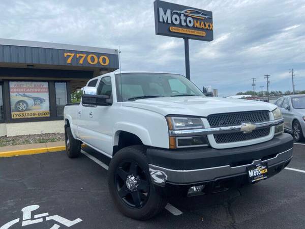 The 2004 Chevrolet Silverado 2500HD The 2004 Chevrolet Silverado 2500HD