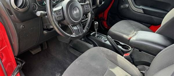 Jeep Wrangler 2016 Sport 2dr SUV 4WD (3.6L 6cyl 6M)