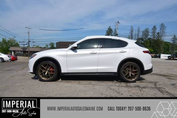 The 2018 Alfa Romeo Stelvio The 2018 Alfa Romeo Stelvio