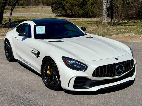 The 2018 Mercedes-Benz AMG GT The 2018 Mercedes-Benz AMG GT
