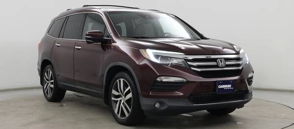 Honda Pilot 2016 Touring w/Navigation and Rear Entertainment System 4dr SUV AWD (3.5L 6cyl 9A)