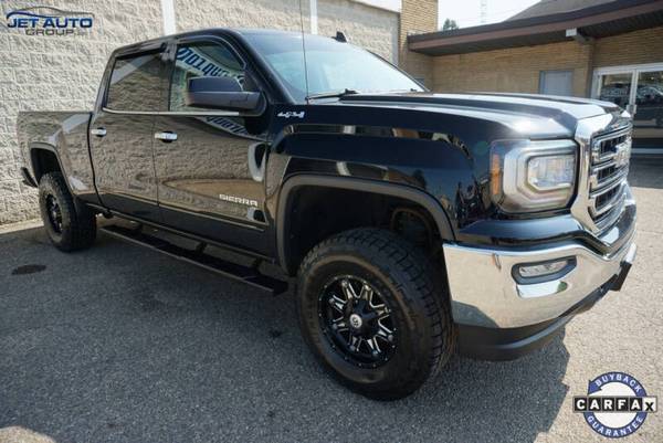 The 2018 GMC Sierra 1500 The 2018 GMC Sierra 1500