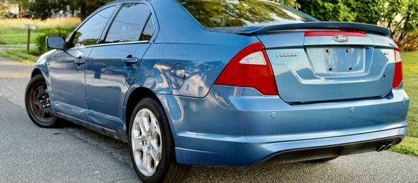 Ford Fusion 2010 SE 4dr Sedan (2.5L 4cyl 6M)