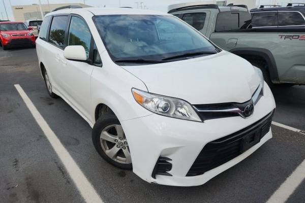 Certified 2020 Toyota Sienna LE 8-Passenger