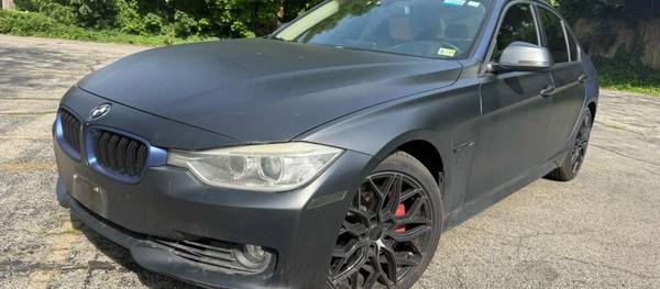 BMW 3 Series 2013 335i xDrive 4dr Sedan AWD (3.0L 6cyl Turbo 6M)