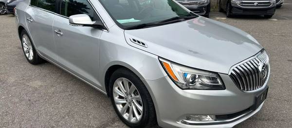 Buick LaCrosse 2014 Leather Group 4dr Sedan (2.4L 4cyl gas/electric hybrid 6A)
