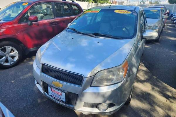 Chevrolet Aveo (2011) - pictures, information & specs