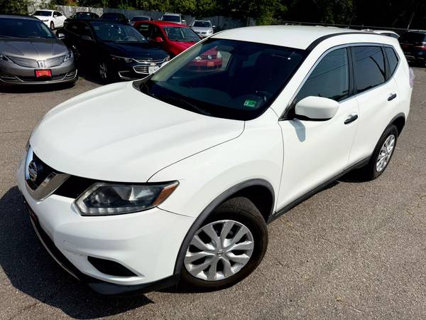 The 2016 Nissan Rogue The 2016 Nissan Rogue