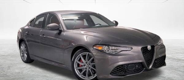 Alfa Romeo Giulia 2023 Sprint 4dr Sedan (2.0L 4cyl Turbo 8A)