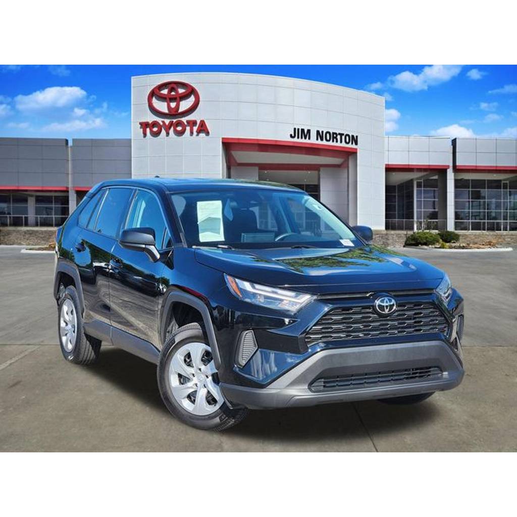 Used 2018 Toyota RAV4 for Sale in Rockville, MD | Edmunds