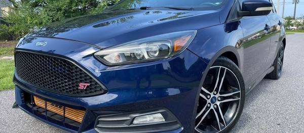 Ford Focus ST 2016 4dr Hatchback (2.0L 4cyl Turbo 6M)