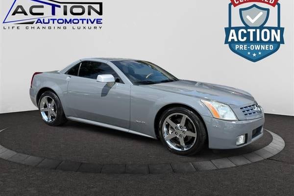 The 2005 Cadillac XLR The 2005 Cadillac XLR