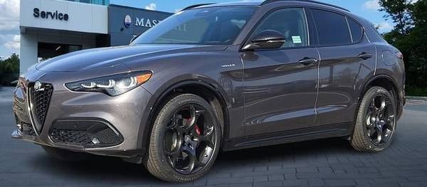Alfa Romeo Stelvio 2026 4dr SUV (2.0L 4cyl Turbo 8A)