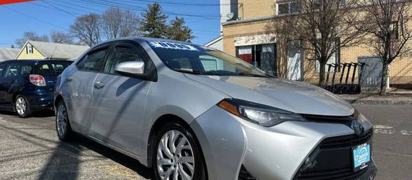 Toyota Corolla 2017 LE 4dr Sedan (1.8L 4cyl CVT)