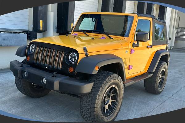 The 2013 Jeep Wrangler The 2013 Jeep Wrangler