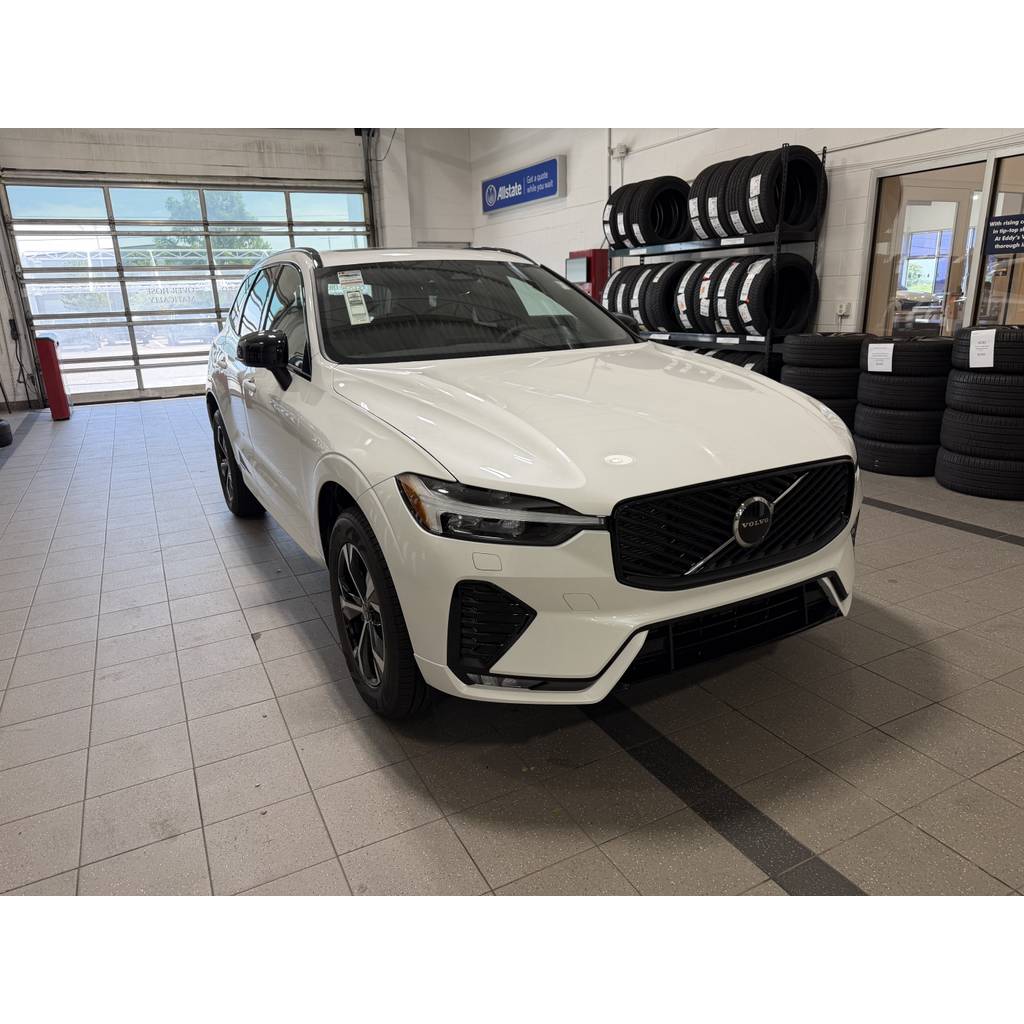 2023 Volvo XC60 B5 Plus Dark for Sale Near Me | Edmunds