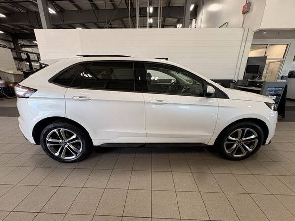 The 2018 Ford Edge The 2018 Ford Edge