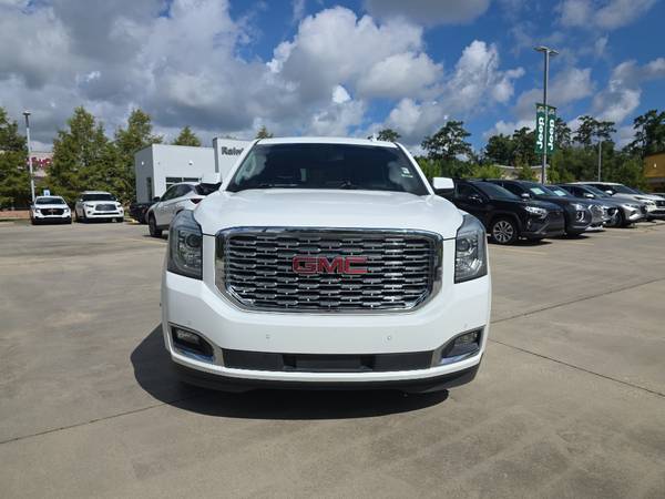 The 2018 GMC Yukon The 2018 GMC Yukon