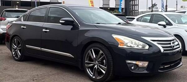 Nissan Altima 2015 3.5 SL 4dr Sedan (3.5L 6cyl CVT)