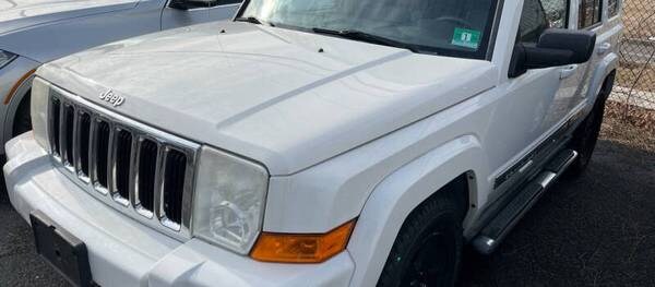 Used 2010 Jeep Commander Pricing For Edmunds Jeep Commander 2010 Sport 4dr Suv 4wd 3 7l 6cyl 5a